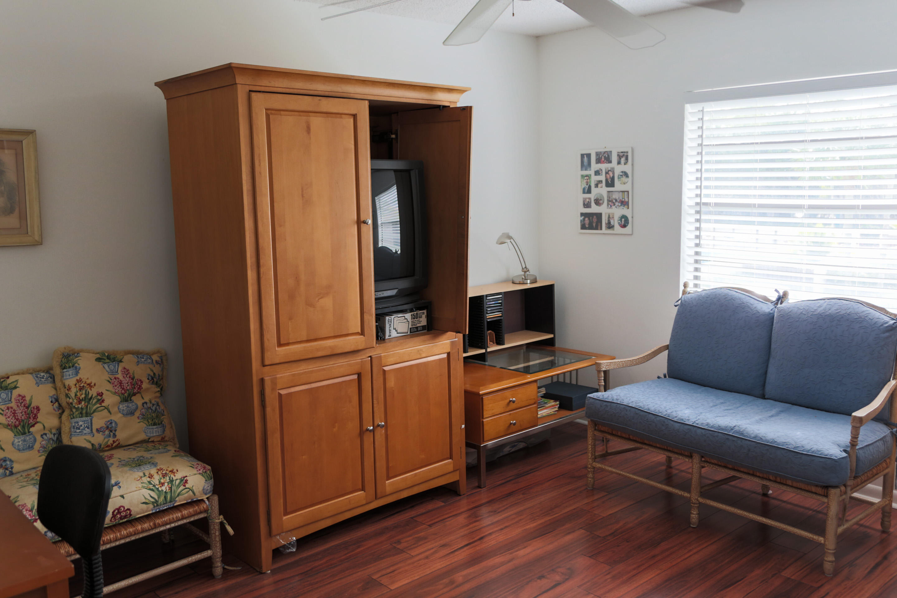 21726 Arriba Real, Unit 35B Boca Raton, FL 33433 - Photo 8 of 11 Guest Room