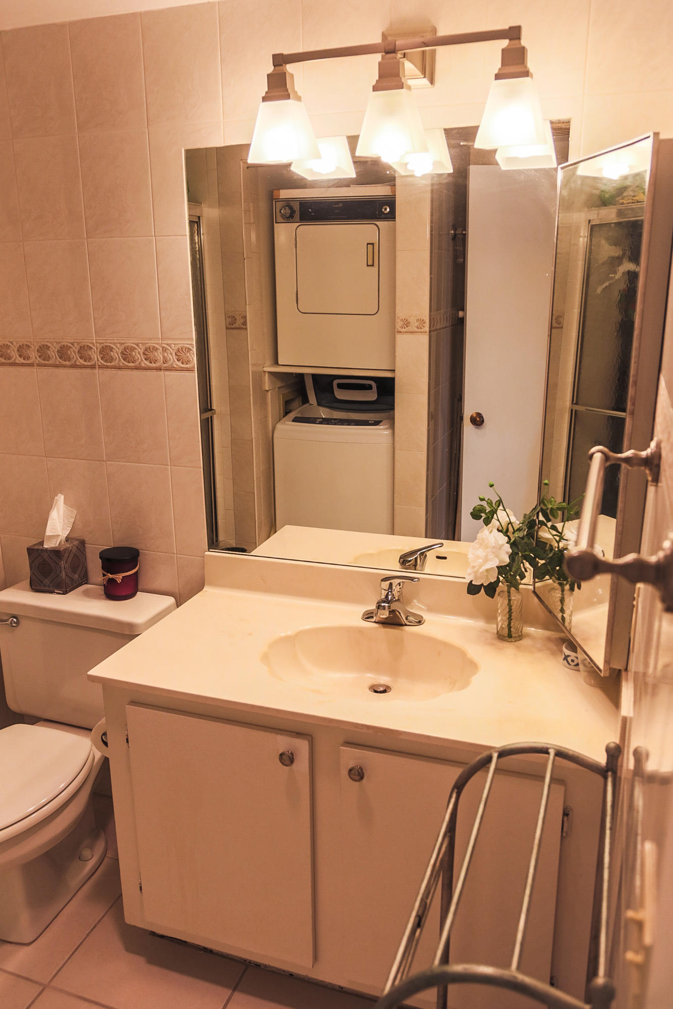 21726 Arriba Real, Unit 35B Boca Raton, FL 33433 - Photo 9 of 11 Guest Bath