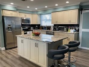 417 Los Altos Road Palm Springs, FL 33461 - Photo 3 of 20 Photo 3