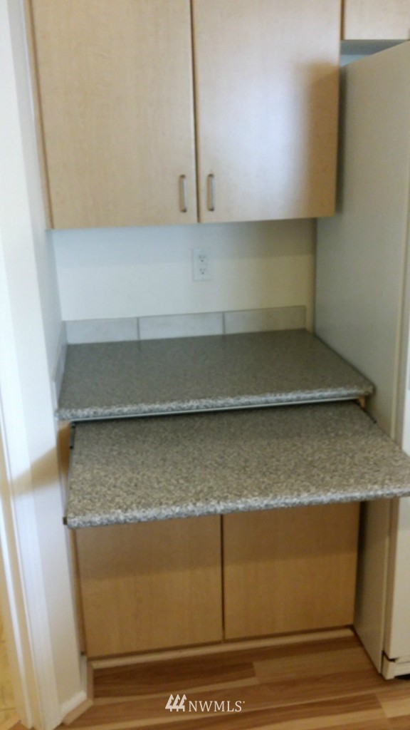 5020 Talbot Place South, Unit F Renton, WA 98055 - Photo 15 of 22