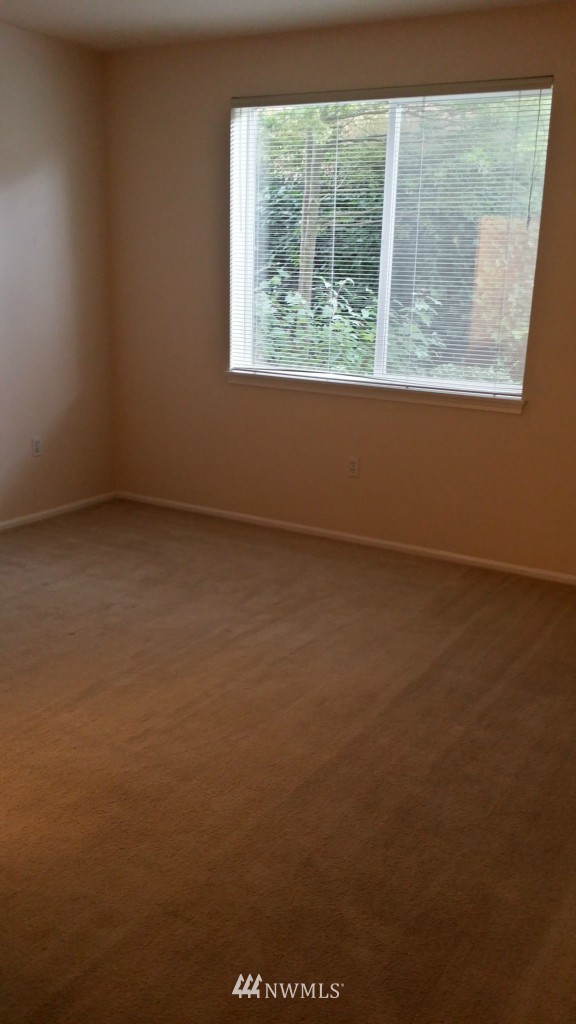 5020 Talbot Place South, Unit F Renton, WA 98055 - Photo 16 of 22
