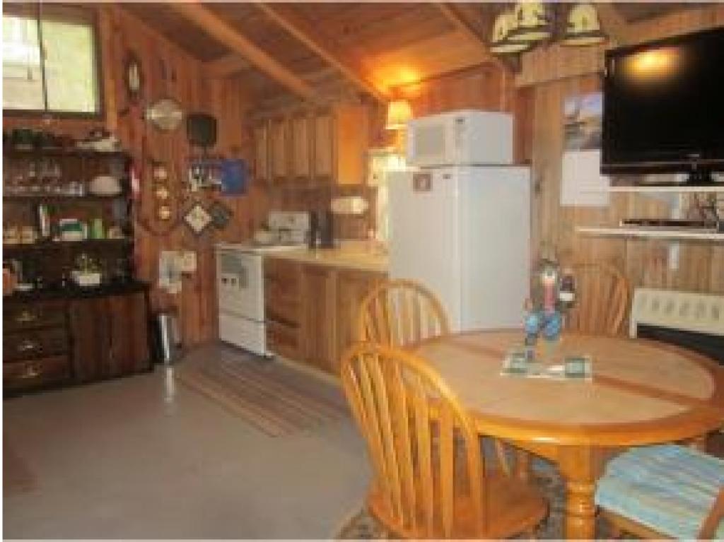 17 Spur Road Milan, NH 03588 - Photo 8 of 19