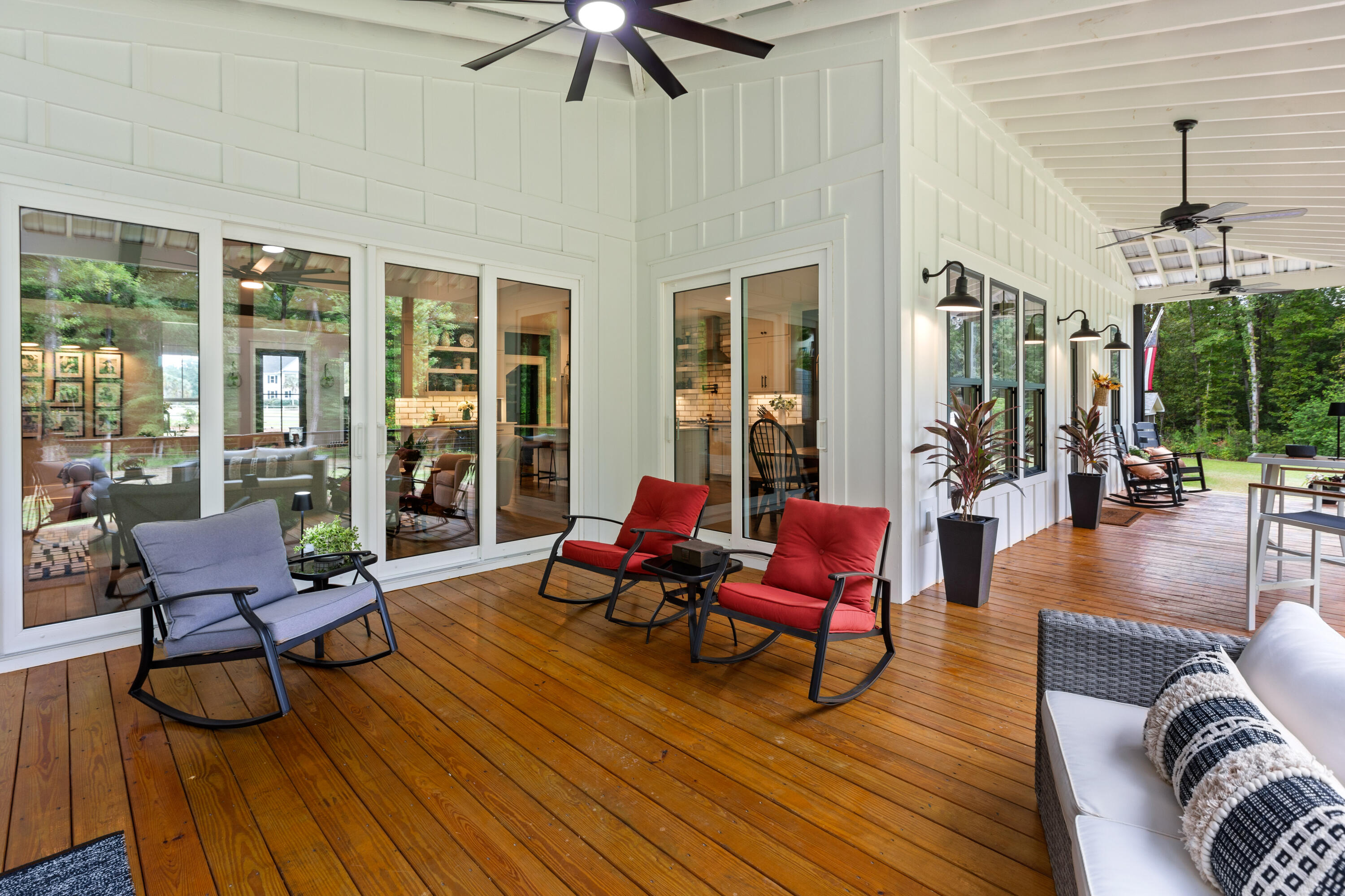 556 West Butternut Road Summerville, SC 29483 - Photo 14 of 59 556 W Butternut Rd_Brett Martin Photogra