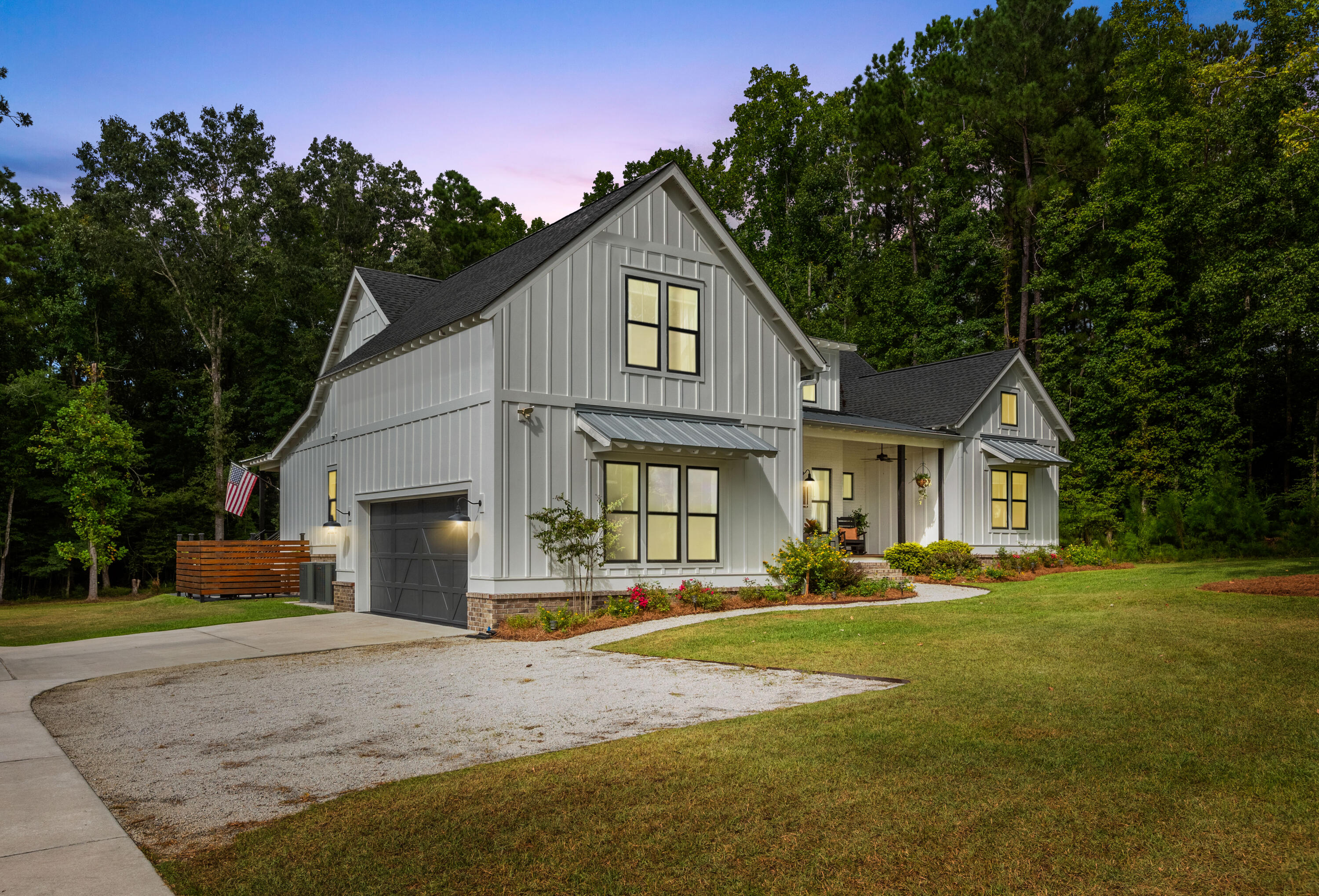 556 West Butternut Road Summerville, SC 29483 - Photo 4 of 59 556 W Butternut Rd_Brett Martin Photogra
