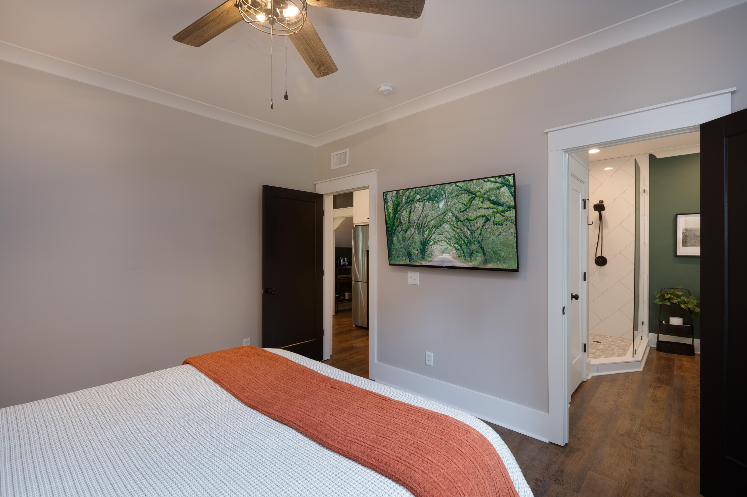 556 West Butternut Road Summerville, SC 29483 - Photo 50 of 59 Downstairs Guest Bedroom