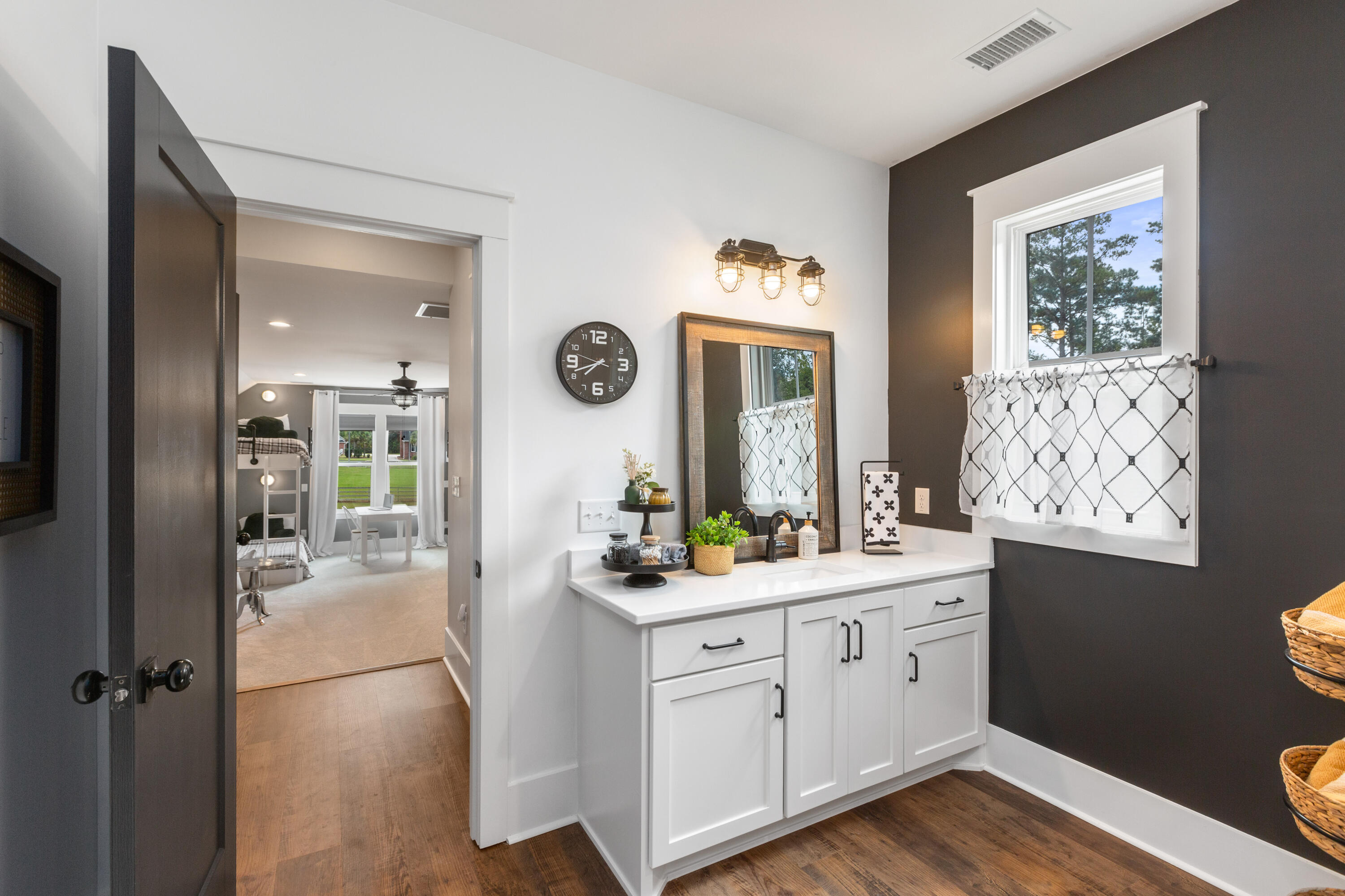 556 West Butternut Road Summerville, SC 29483 - Photo 54 of 59 556 W Butternut Rd_Brett Martin Photogra