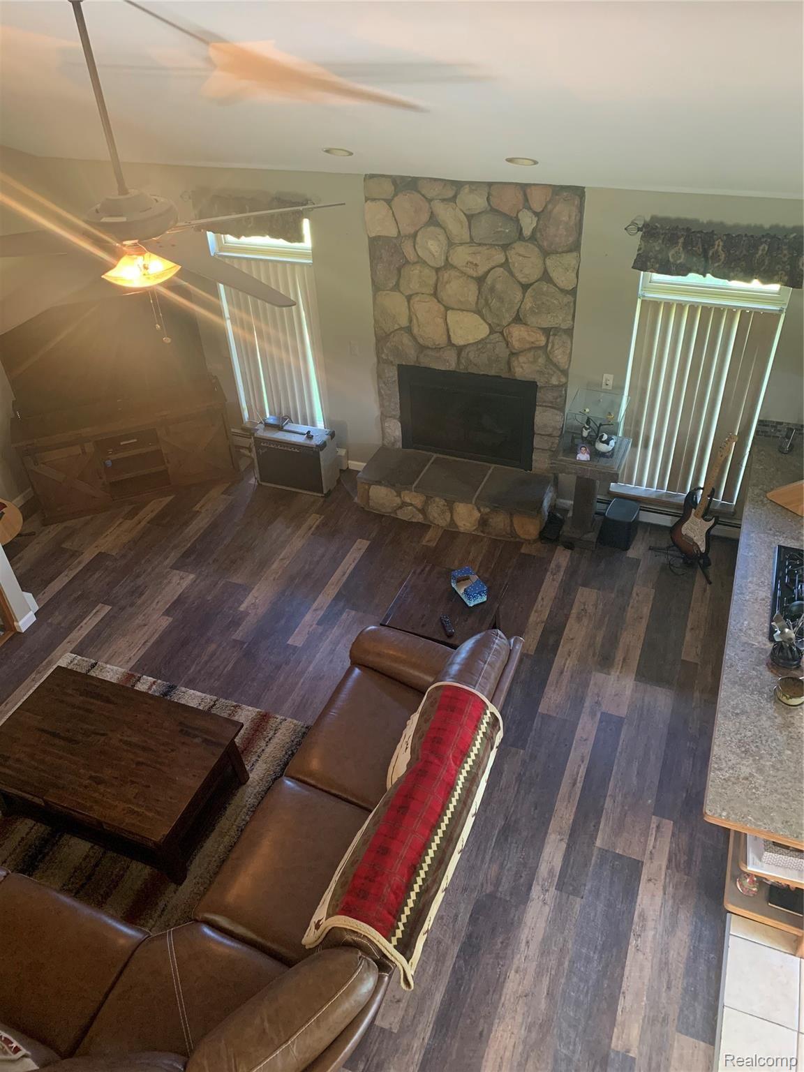 5800 Quain Road Emmett, MI 48022 - Photo 6 of 32 IMG_3441.jpg
