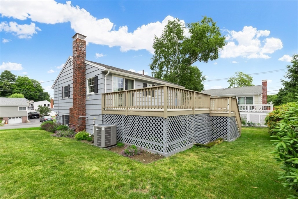 4 Rossmore Road Lynnfield, MA 01940 - Photo 27 of 29