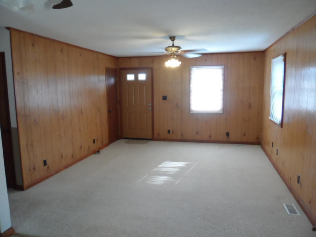 122 Ellison Road Hampton, TN 37658 - Photo 4 of 24 Photo 4