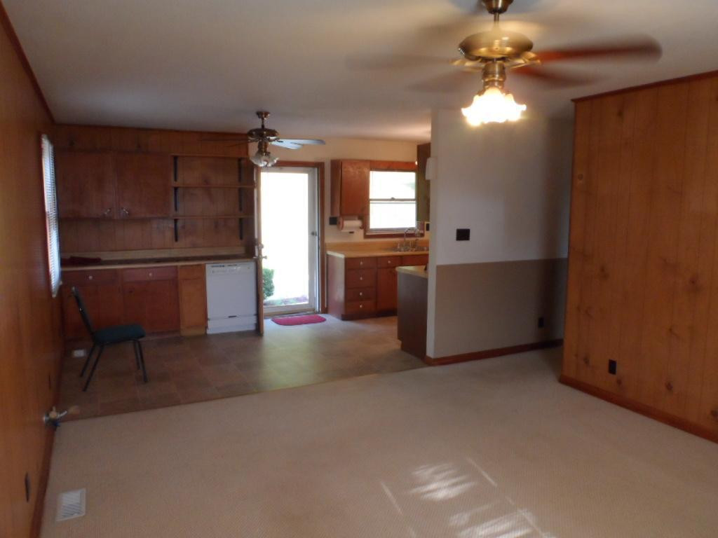 122 Ellison Road Hampton, TN 37658 - Photo 5 of 24 Photo 5