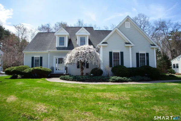 $599,000 | 3 Eagles Glen, Avon, CT 06001