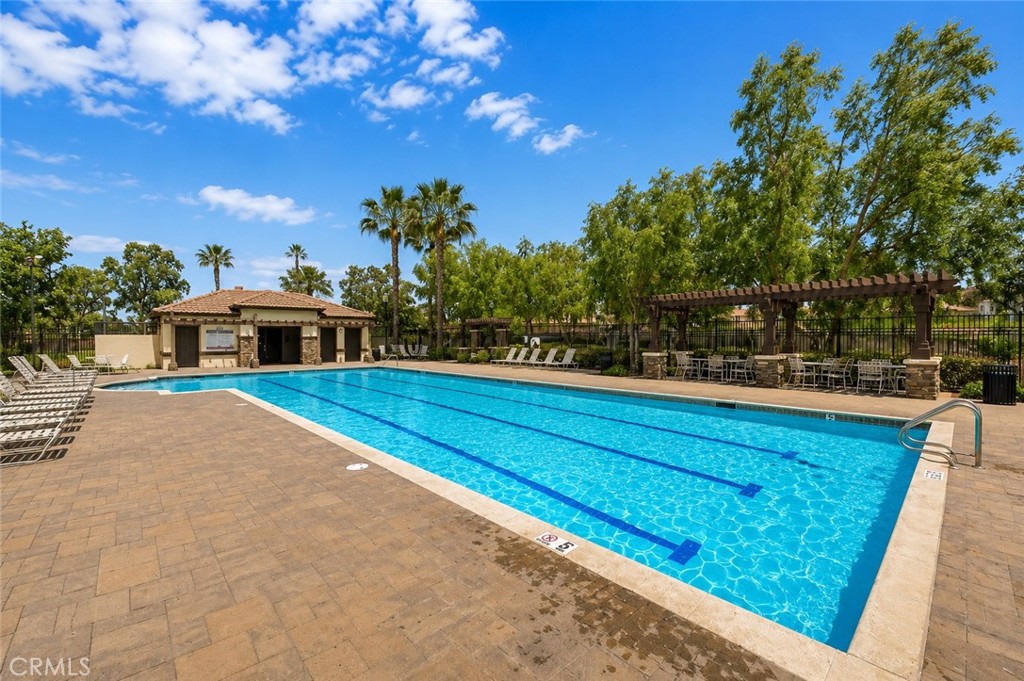 17081 Greentree Drive Riverside, CA 92503 - Photo 40 of 44