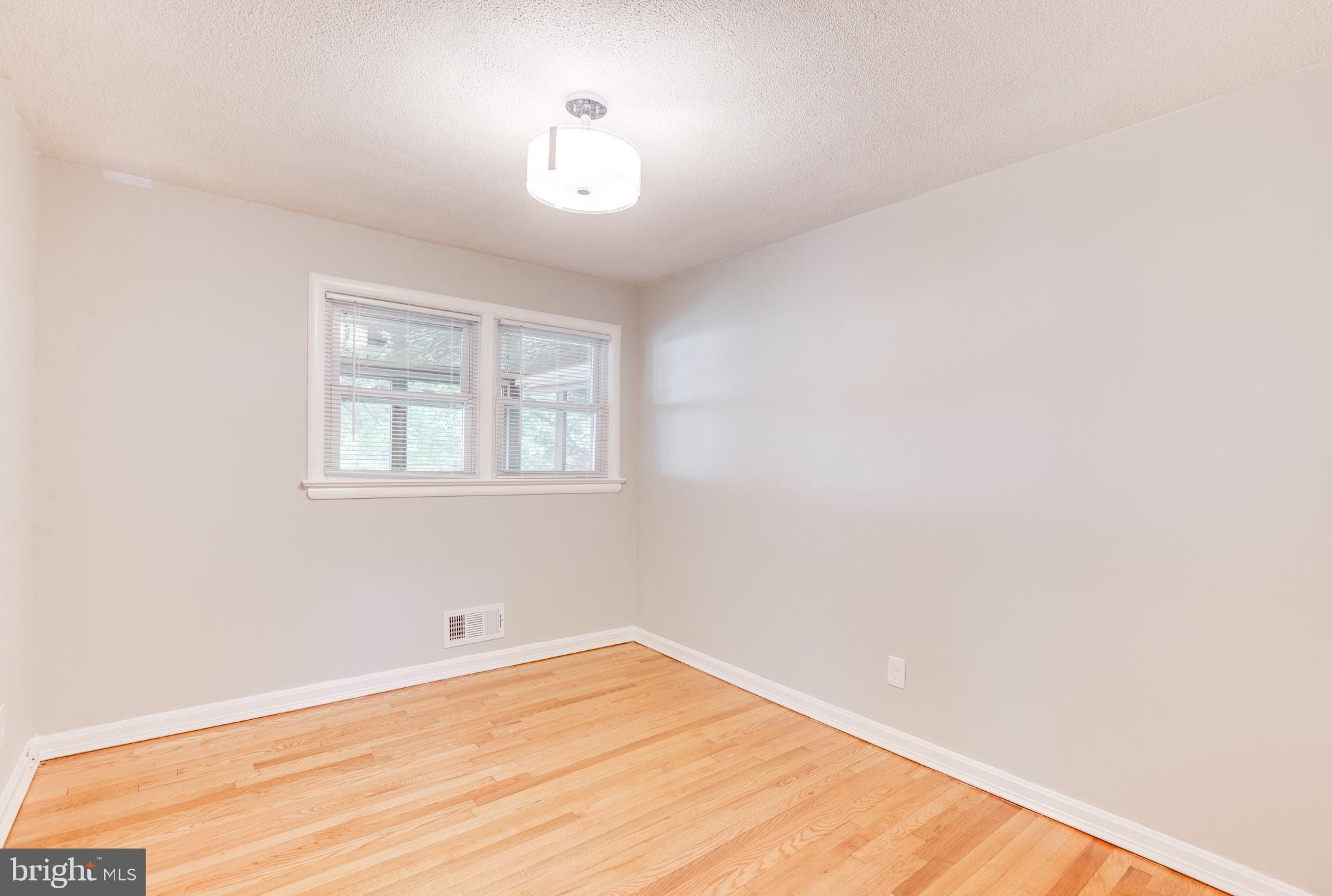 5202 Cedar Road Alexandria, VA 22309 - Photo 16 of 65 Dinning Room