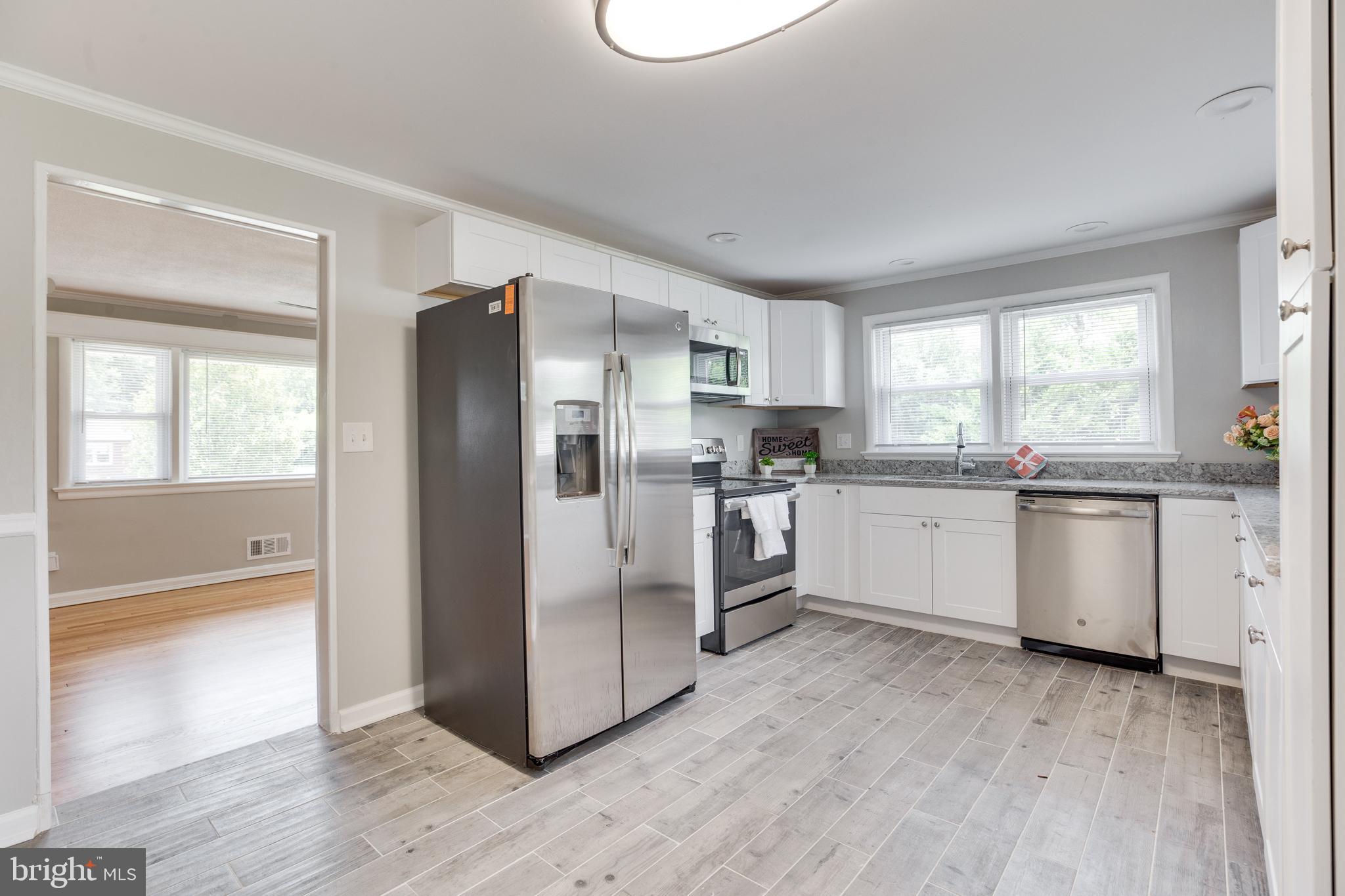 5202 Cedar Road Alexandria, VA 22309 - Photo 10 of 65 Tastefully Renovated Kitchen
