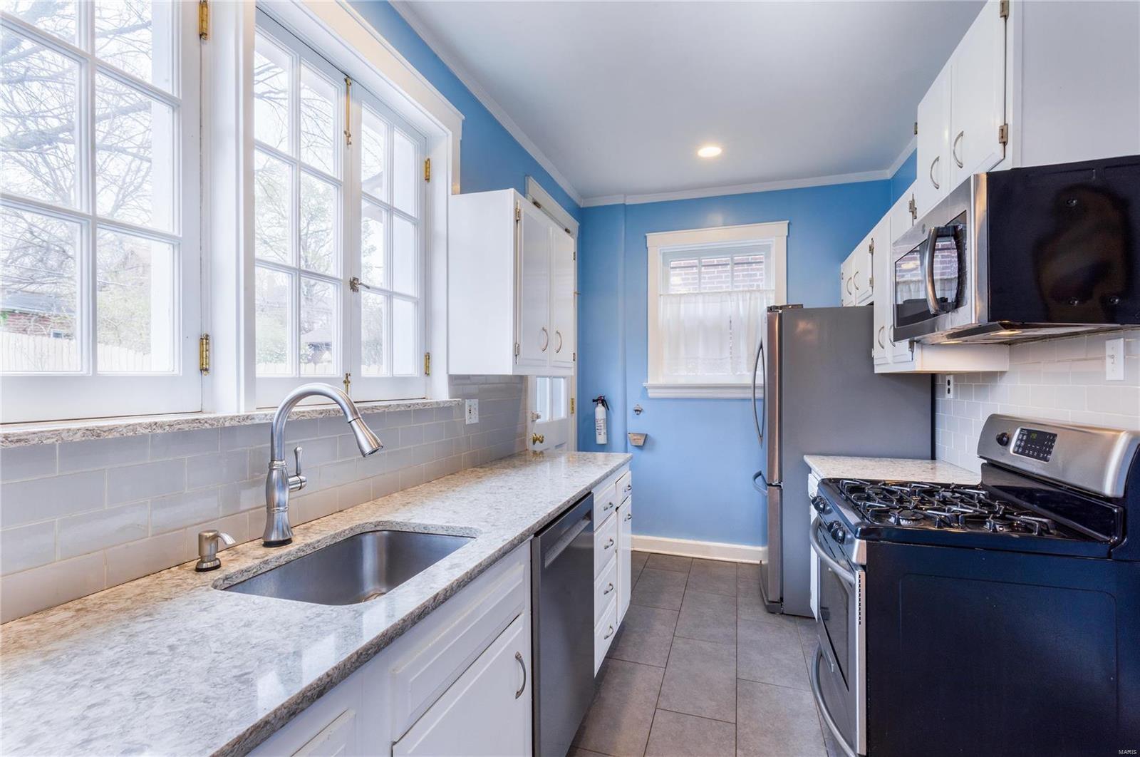 7161 Pershing Avenue St. Louis, MO 63130 - Photo 20 of 37