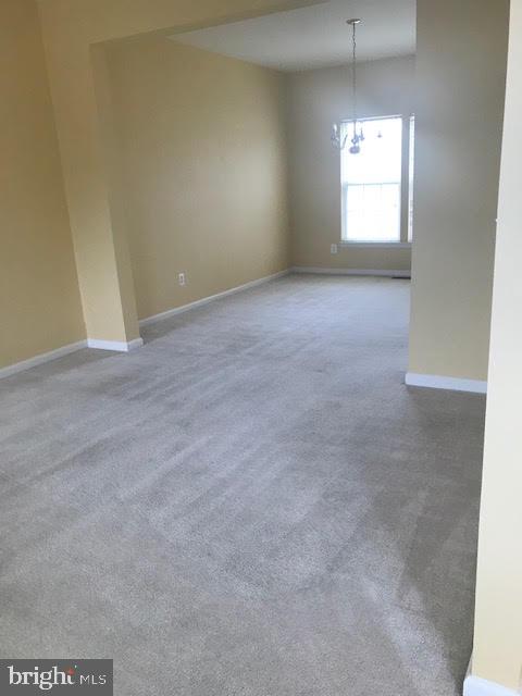 2025 Germander Way Woodbridge, VA 22192 - Photo 26 of 39 an empty room with windows and closet