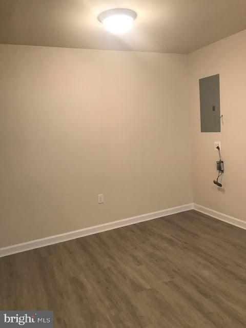 2025 Germander Way Woodbridge, VA 22192 - Photo 31 of 39 a view of an empty room