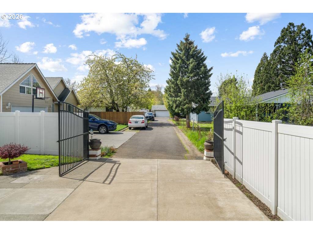 4848 Ricks Lane Northeast Salem, OR 97305 - Photo 34 of 46 Gallery Image 34
