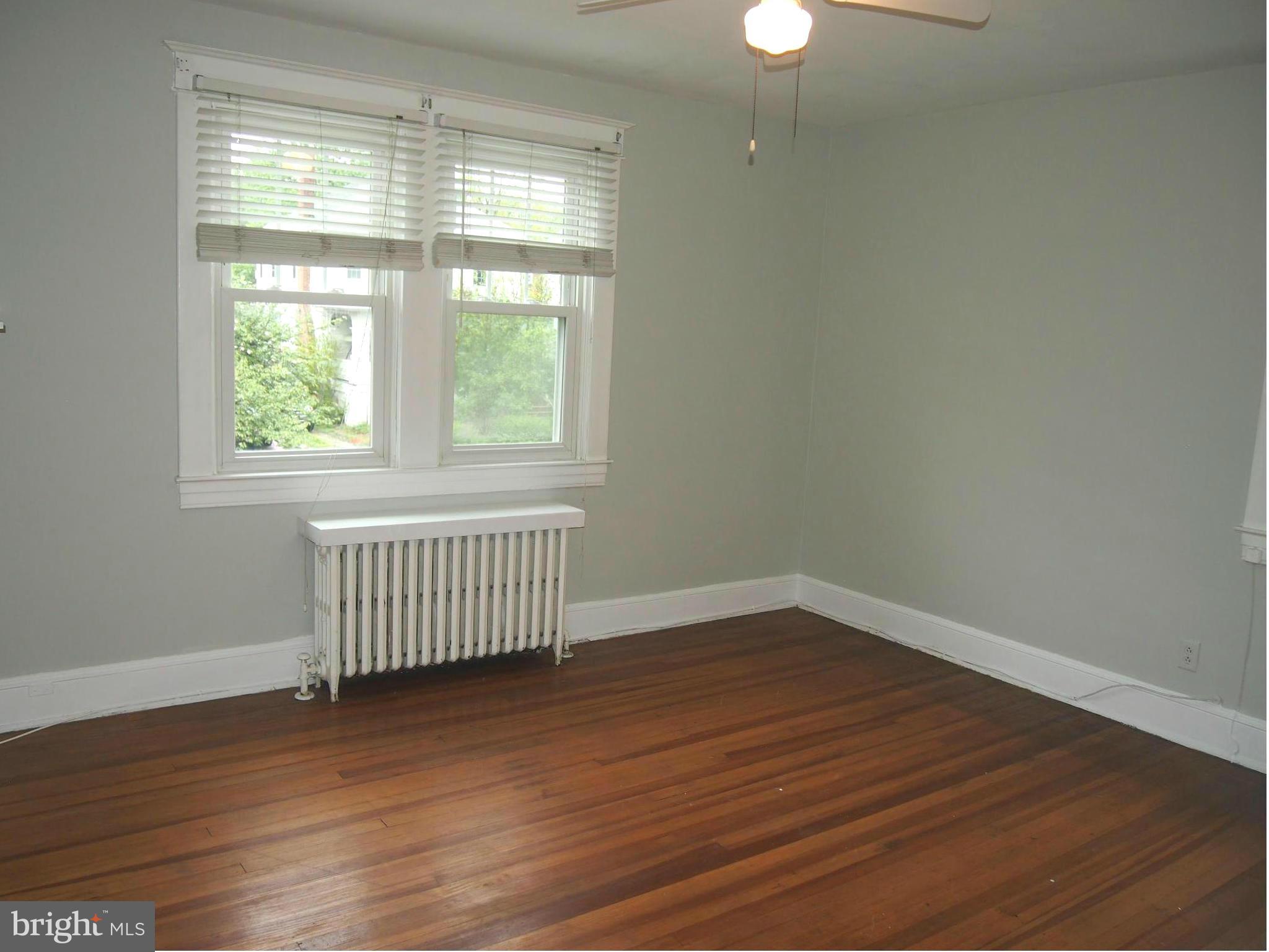 113 Mallow Hill Road Baltimore, MD 21229 - Photo 14 of 30 Bedroom