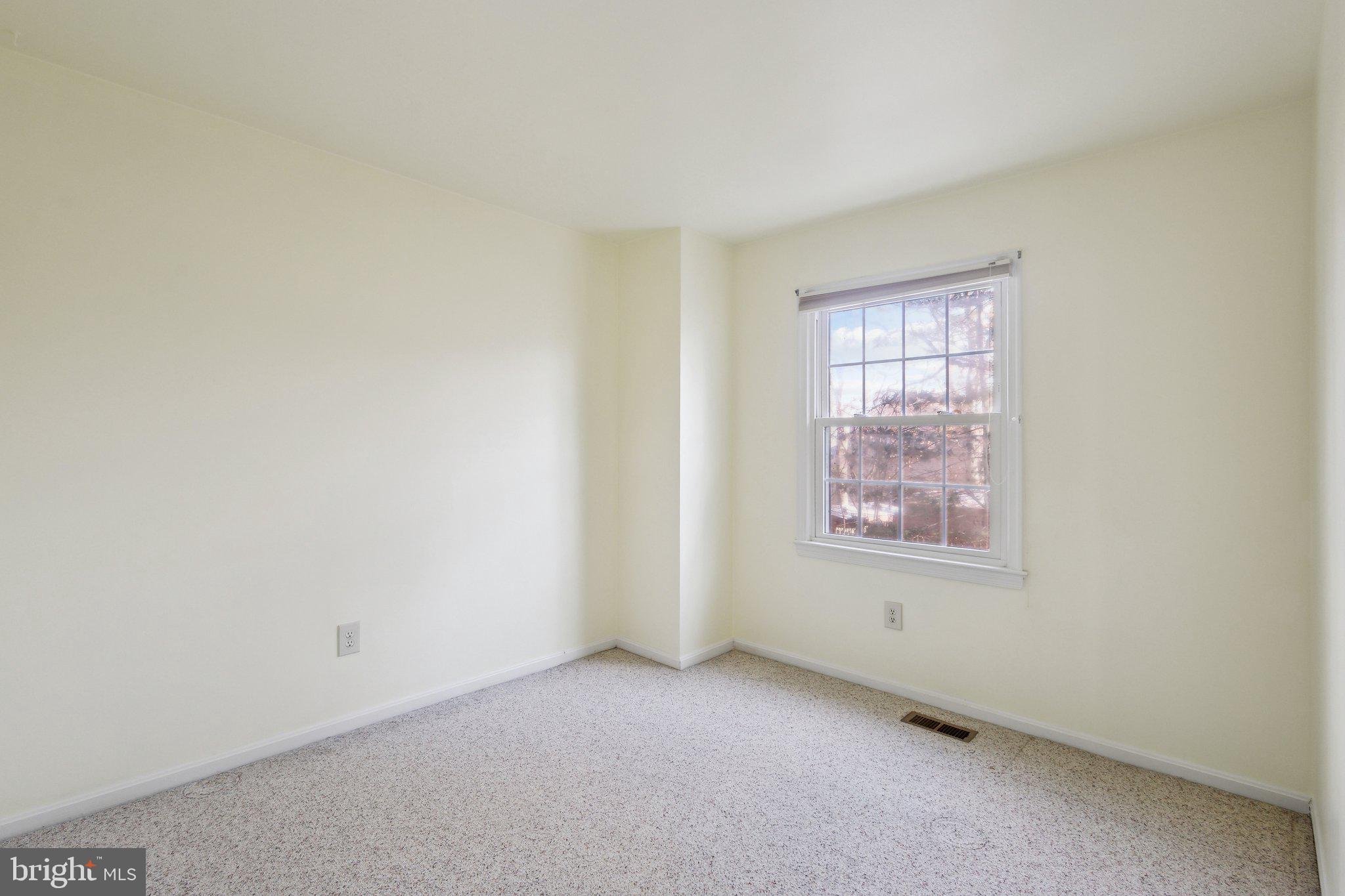 8567 Tyrolean Way Springfield, VA 22153 - Photo 13 of 23