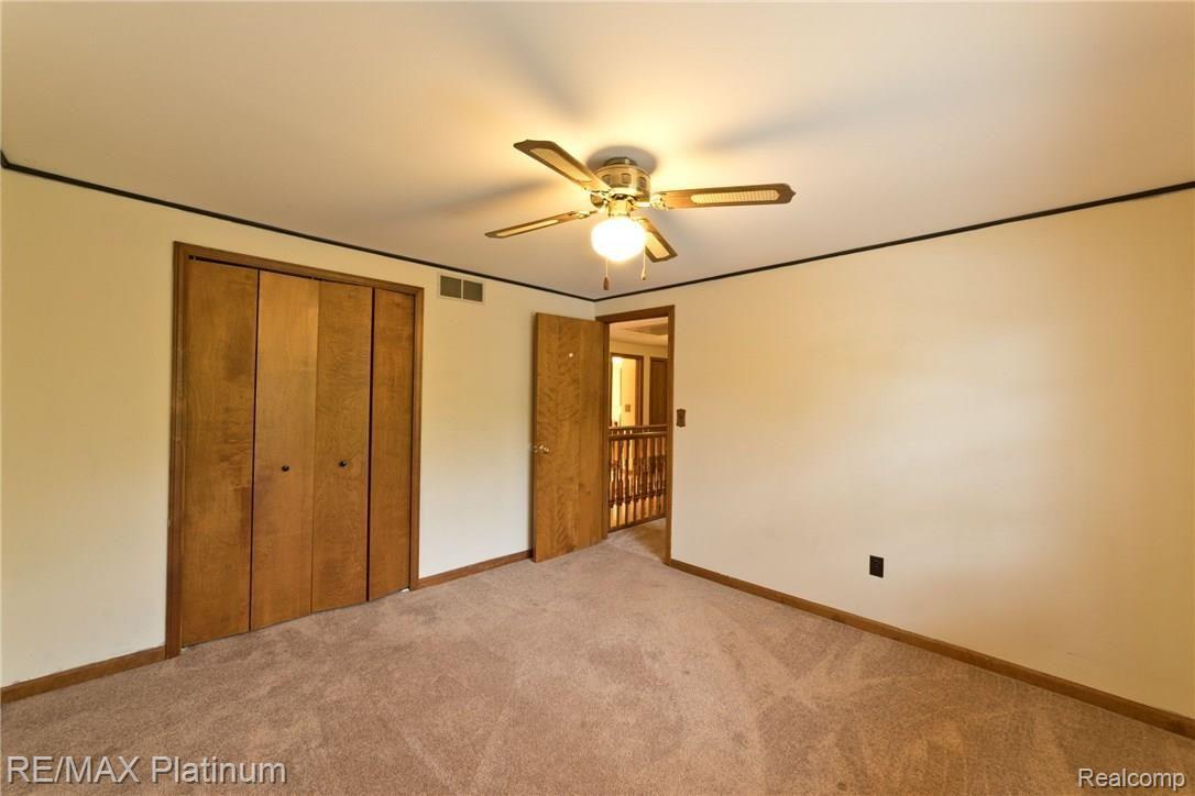 21706 Ruth Street Farmington, MI 48336 - Photo 21 of 32 Bedroom with backyard window