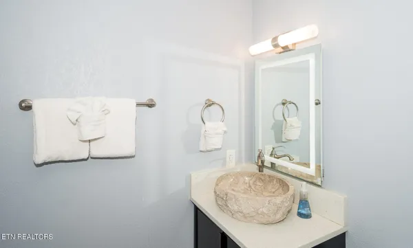 $388,800 | 616 Turkey Nest Road, Unit 108, Gatlinburg, TN 37738