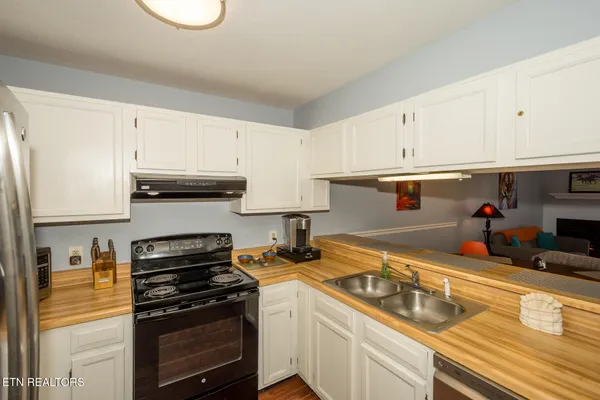 $388,800 | 616 Turkey Nest Road, Unit 108, Gatlinburg, TN 37738