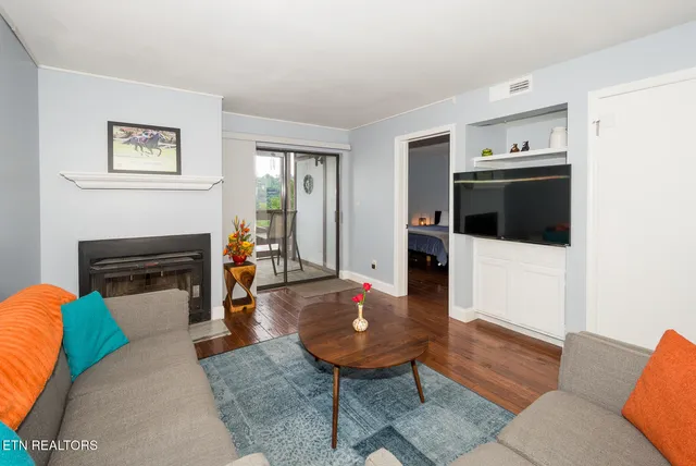 $388,800 | 616 Turkey Nest Road, Unit 108, Gatlinburg, TN 37738