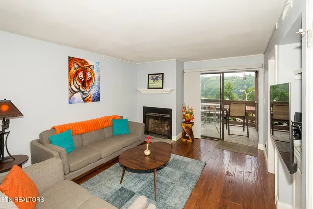 $388,800 | 616 Turkey Nest Road, Unit 108, Gatlinburg, TN 37738