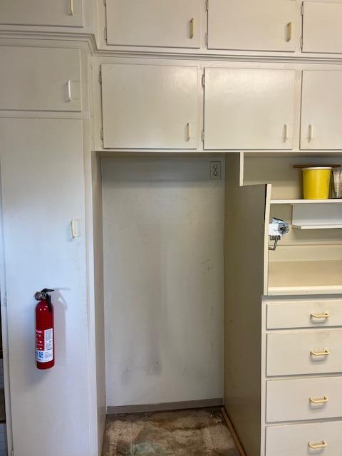 2060 Gettysburg Avenue Clovis, CA 93611 - Photo 38 of 40 a view of a closet