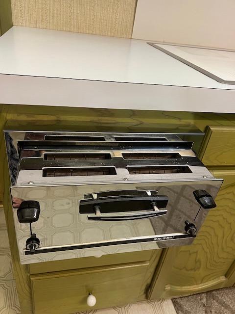 2060 Gettysburg Avenue Clovis, CA 93611 - Photo 7 of 40 a close view of kitchen sink