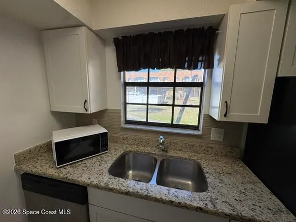 $1,600 | 1300 Arlington Lane Northeast, Unit 131, Palm Bay, FL 32905