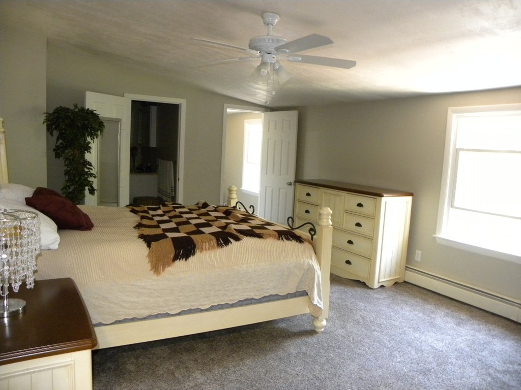 66 Shepard Road Sturbridge, MA 01566 - Photo 12 of 30
