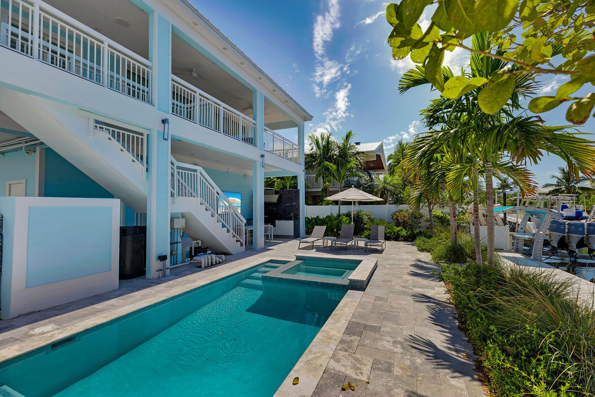 121 Lake Road Tavernier, FL 33070 - Photo 39 of 60 Pool & Spa