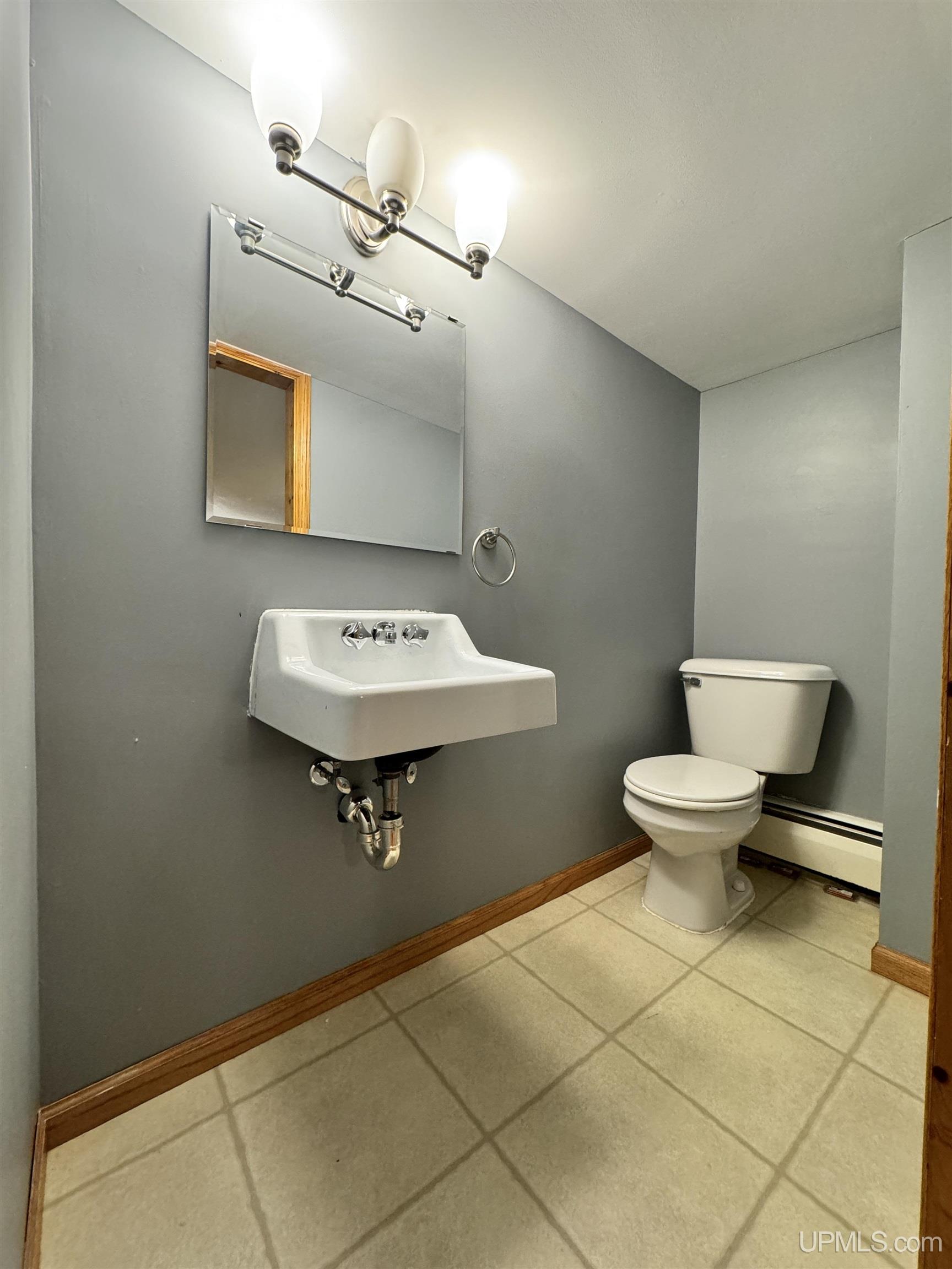 415 North 3rd Street L'Anse, MI 49946 - Photo 11 of 20