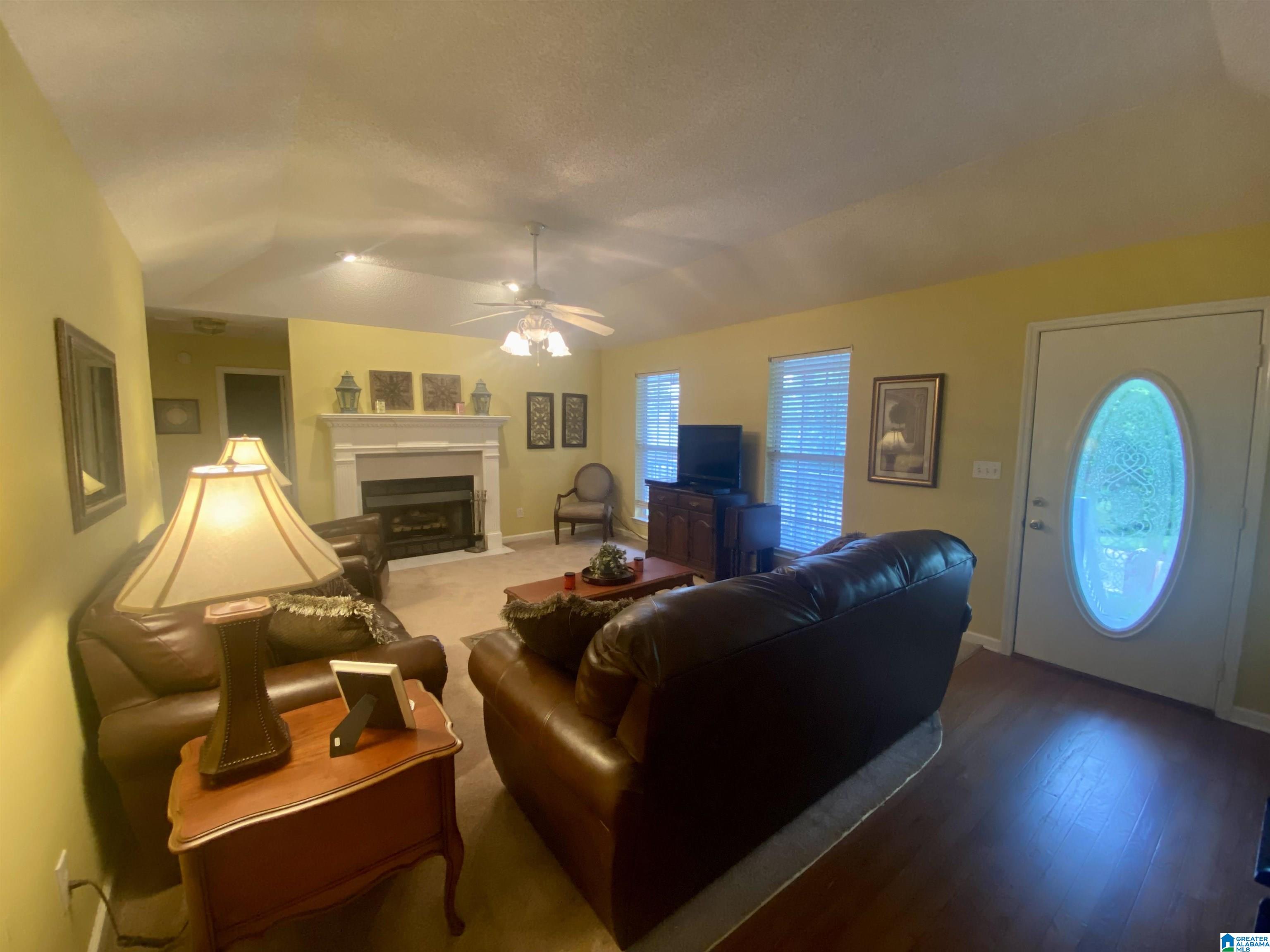 409 Wakefield Lane Mulga, AL 35118 - Photo 9 of 47