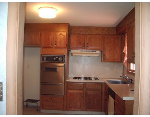 102 Albemarle Road Norwood, MA 02062 - Photo 6 of 8 Gallery Image 6