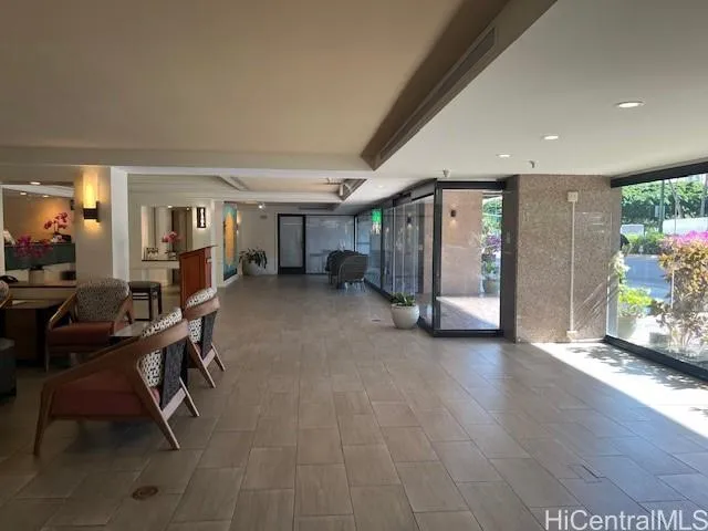 $299,000 | 1850 Ala Moana Boulevard, Unit 915, Honolulu, HI 96815