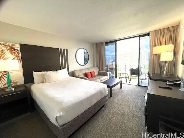 $299,000 | 1850 Ala Moana Boulevard, Unit 915, Honolulu, HI 96815