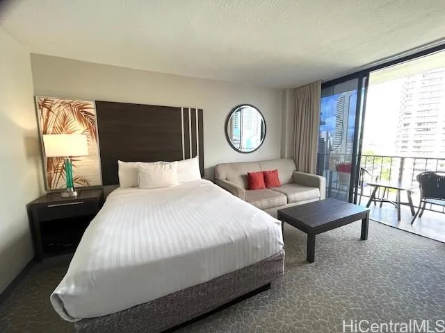 $299,000 | 1850 Ala Moana Boulevard, Unit 915, Honolulu, HI 96815