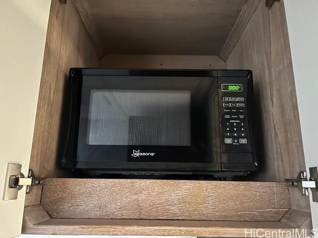 $299,000 | 1850 Ala Moana Boulevard, Unit 915, Honolulu, HI 96815