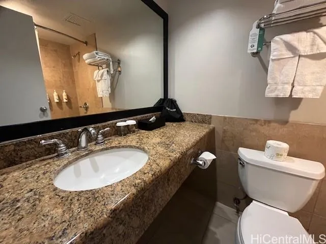 $299,000 | 1850 Ala Moana Boulevard, Unit 915, Honolulu, HI 96815