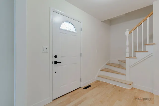 $539,000 | 1338 Trinity Place, Libertyville, IL 60048