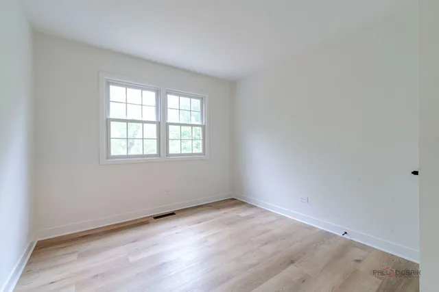 $539,000 | 1338 Trinity Place, Libertyville, IL 60048