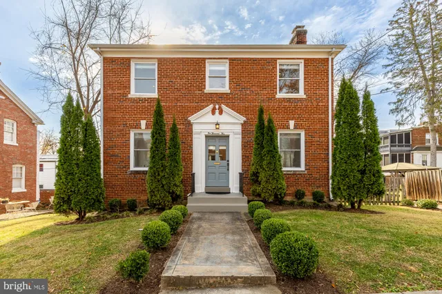 $899,000 | 1005 Urell Place Northeast, Washington, DC 20017