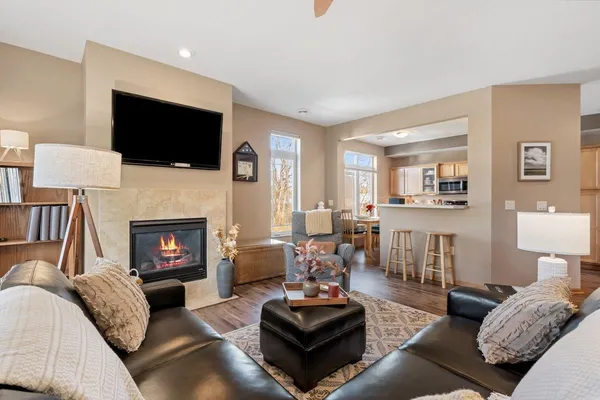 $320,000 | 127 Carriage Way, DeForest, WI 53532