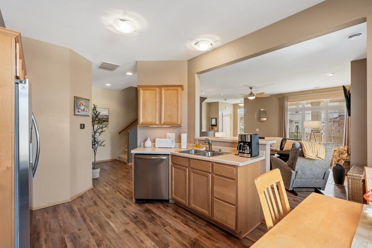 127 Carriage Way DeForest, WI 53532 - Photo 14 of 42