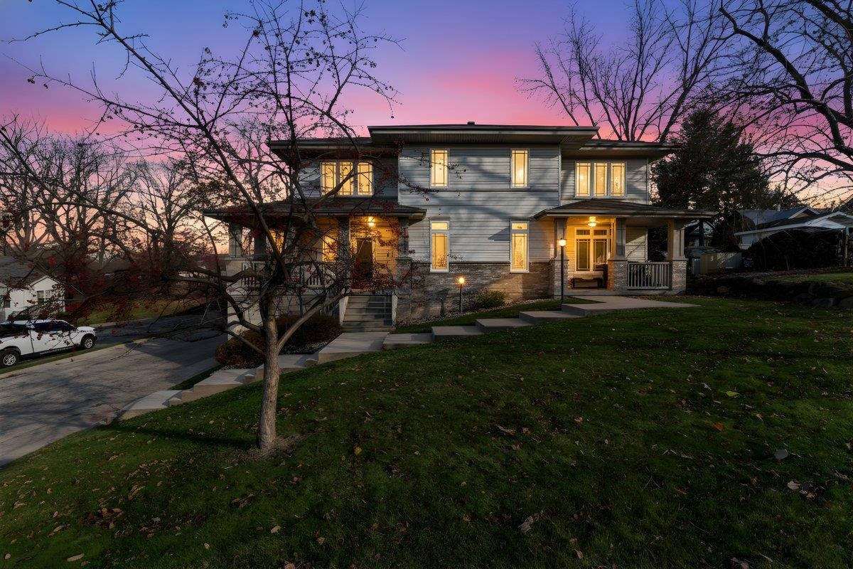 127 Carriage Way DeForest, WI 53532 - Photo 2 of 42