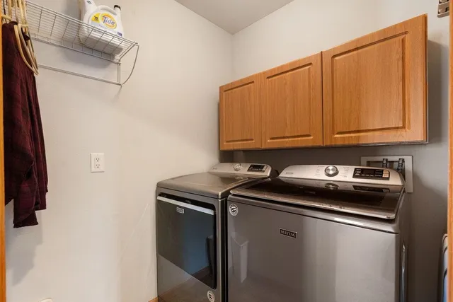 $325,000 | 127 Carriage Way, DeForest, WI 53532