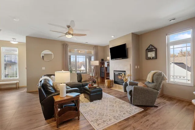 $325,000 | 127 Carriage Way, DeForest, WI 53532